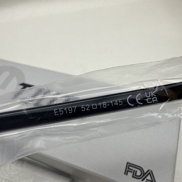 Trendy Small Rectangle Sunglasses for Women Men, Retro Vintage 90s Style *READ.. - Picture 9 of 13